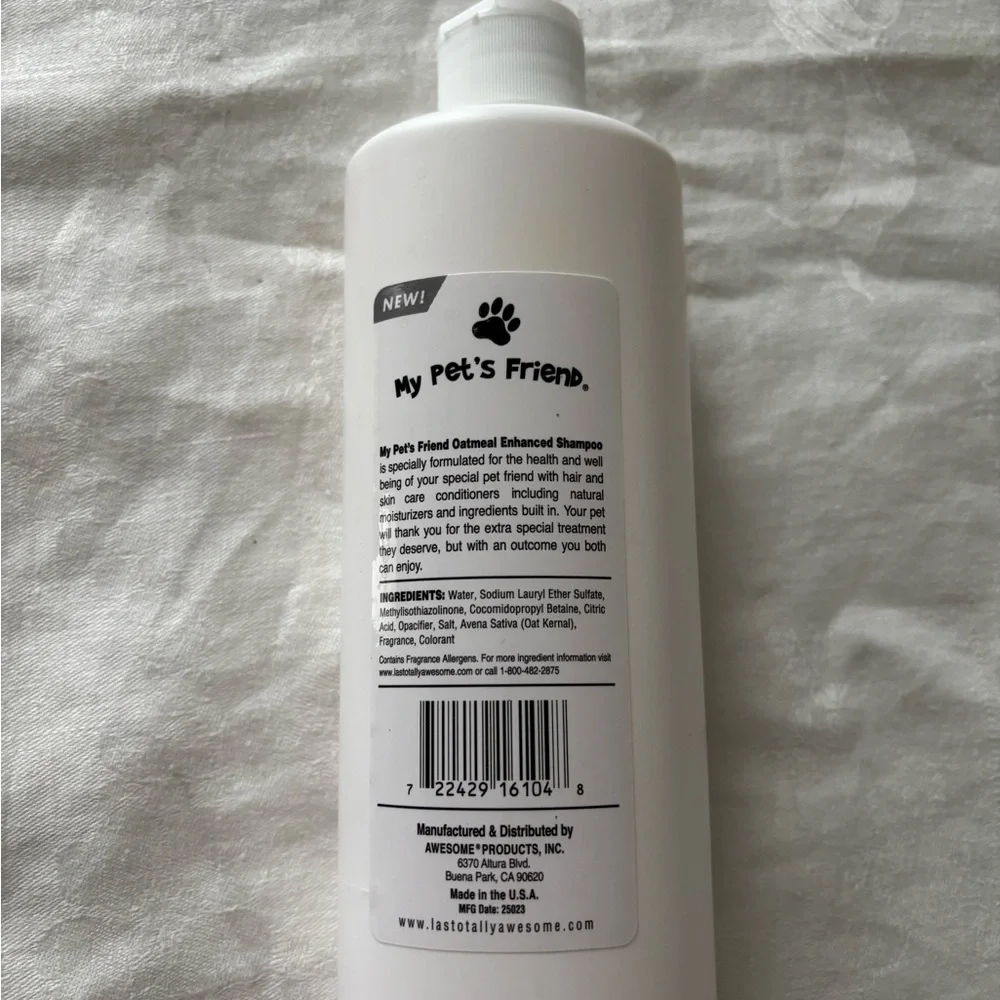 Oatmeal Enhanced Dog Shampoo - Mint Green